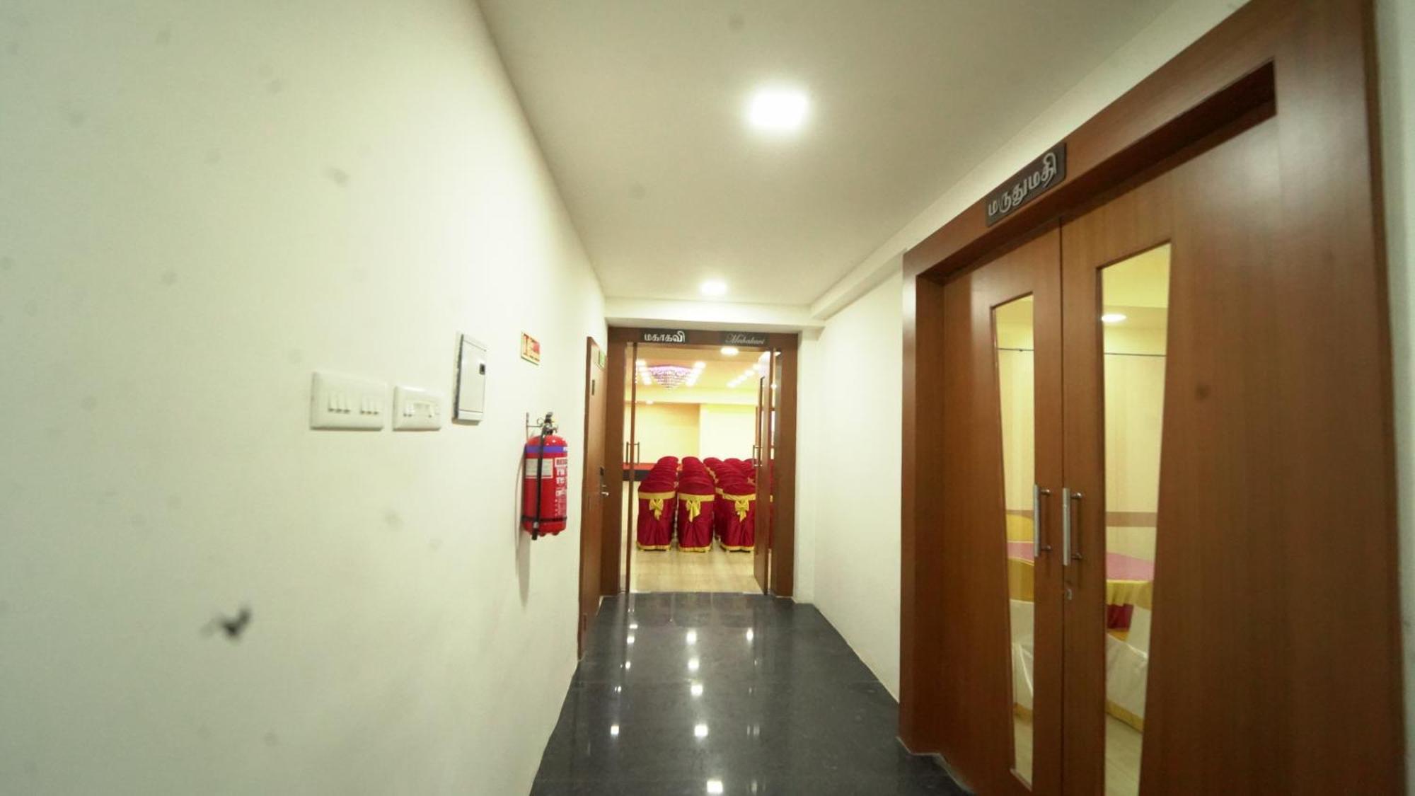 Kfour Apartment & Hotels Private Limited Madurai Eksteriør bilde